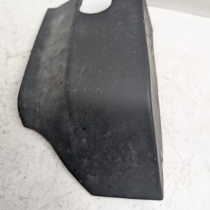 OEM 2017 Chevrolet Silverado 1500 5.3L FRONT LEFT SIDE FENDER LOWER COVER