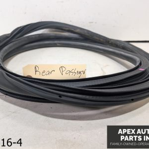 OEM 2018 Buick Encore 1.4L REAR Passenger Right WEATHERSTRIP SEAL