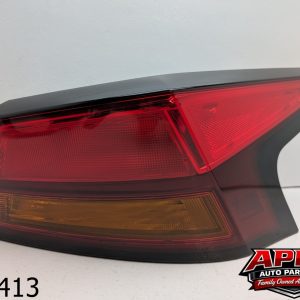 OEM 2019 Nissan Altima 2.5L RIGHT RH SIDE OUTER TAIL LIGHT LAMP