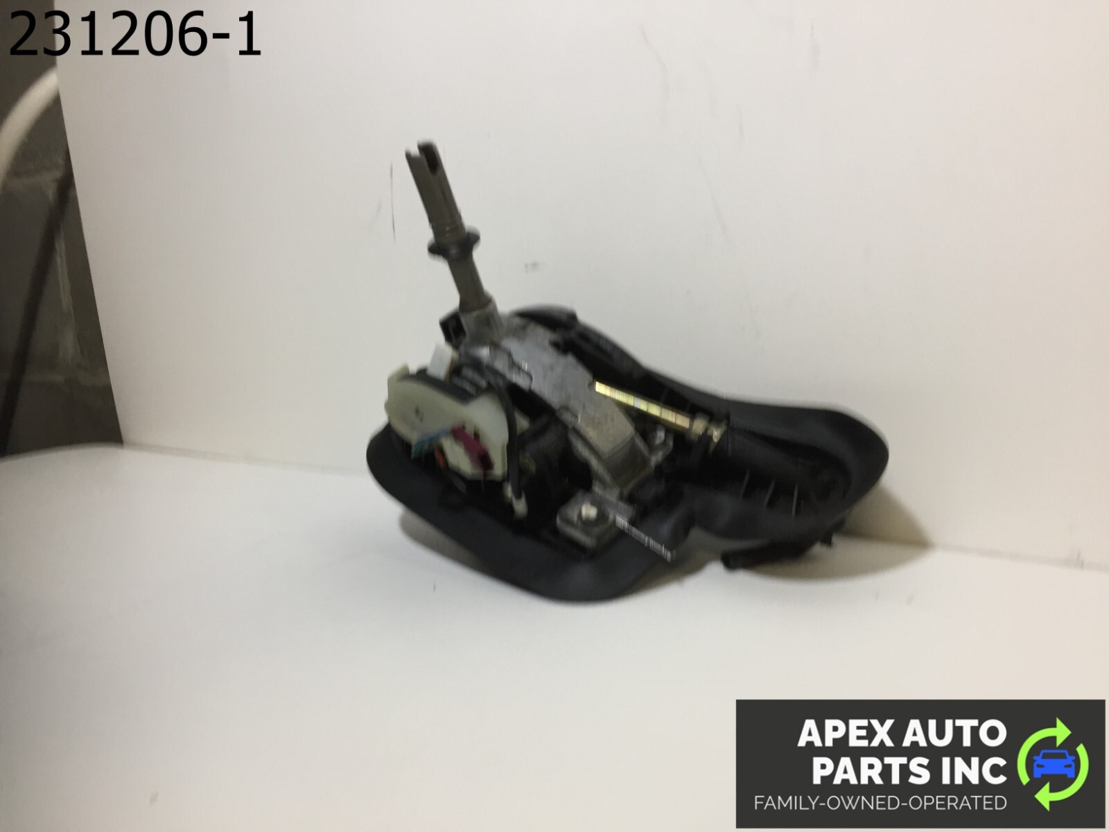 OEM BMW 325i 2004 GEAR SHIFTER ASSEMBLY SELECTOR AUTO - Image 4