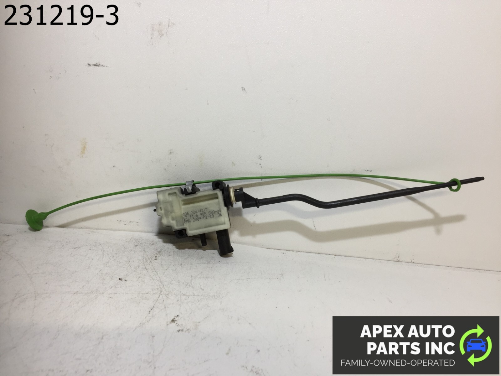 OEM BMW 328i 2009 Fuel Flap Actuator Motor 98588004 07-14 - Image 5