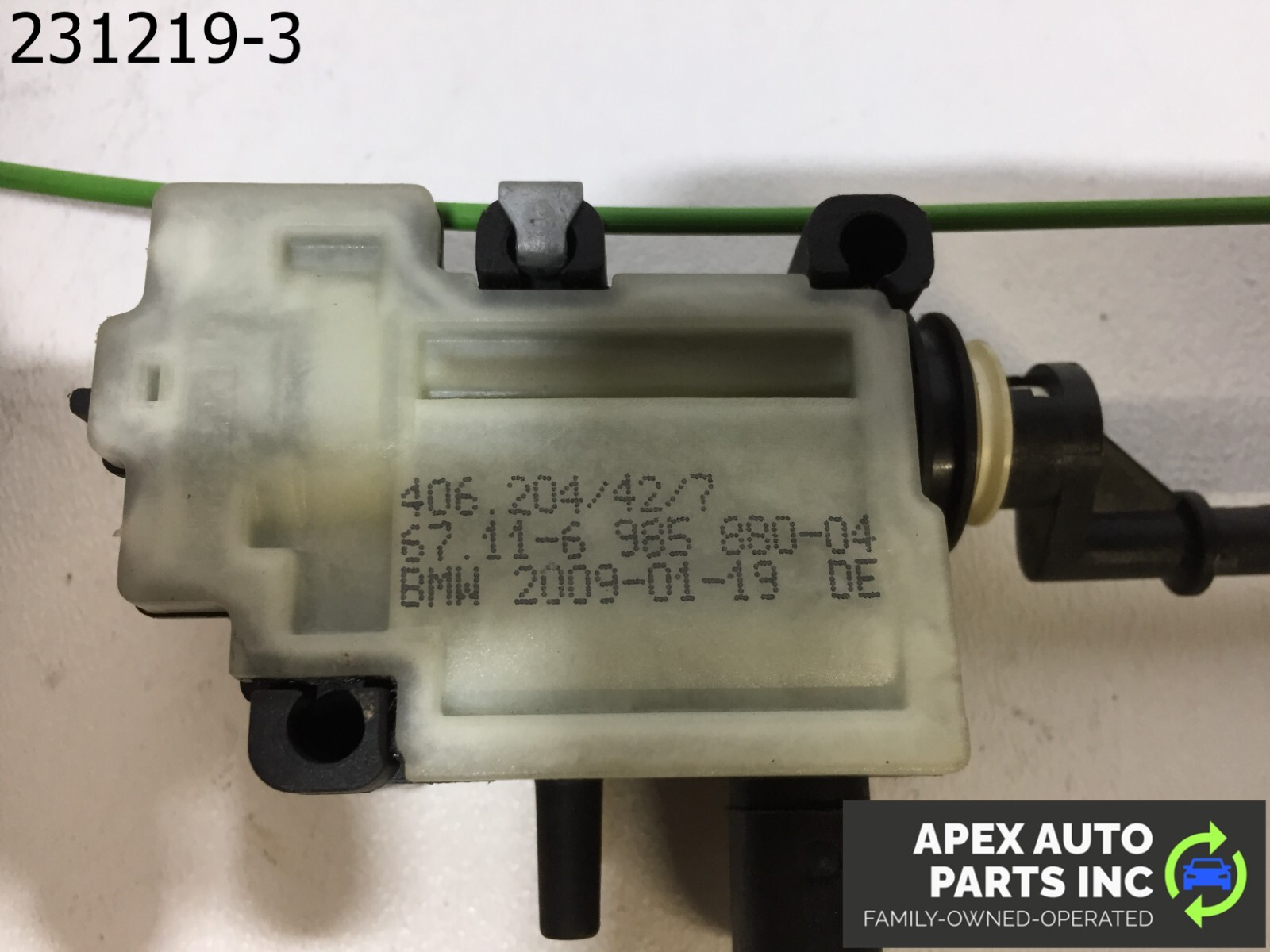 OEM BMW 328i 2009 Fuel Flap Actuator Motor 98588004 07-14 - Image 8