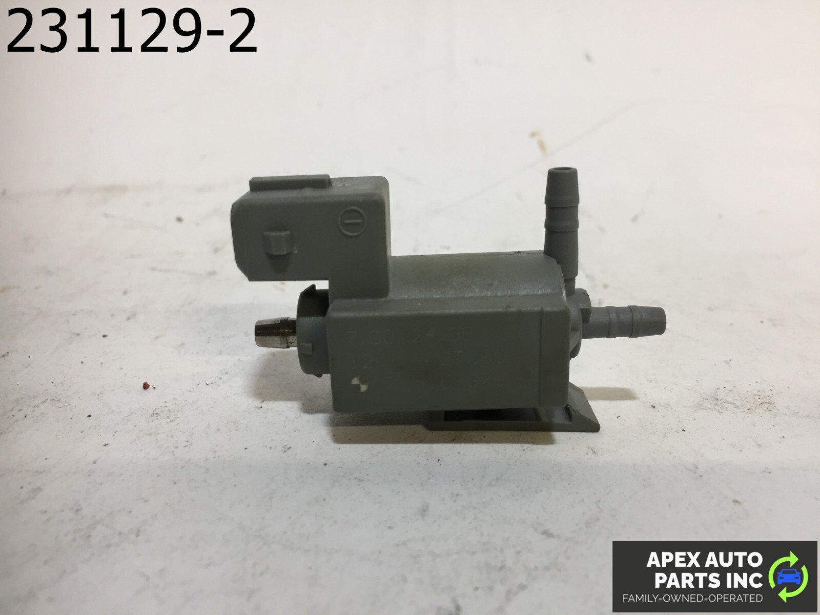 OEM BMW 745Li 2003 Air Valve Solenoid Vacuum Switch 7516376 - Image 5