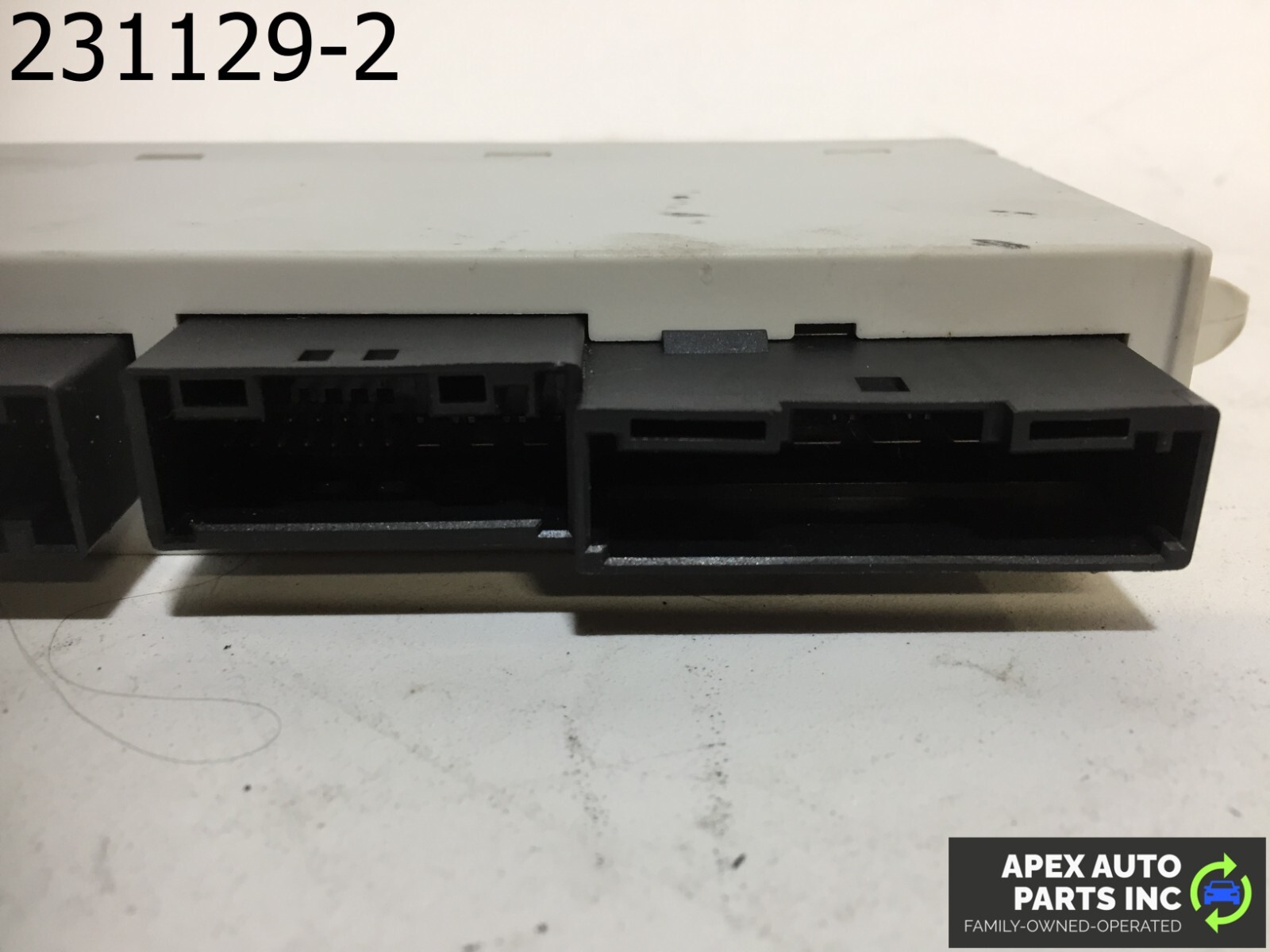 OEM BMW 745Li 2003 Front Seat Control Module - Image 9