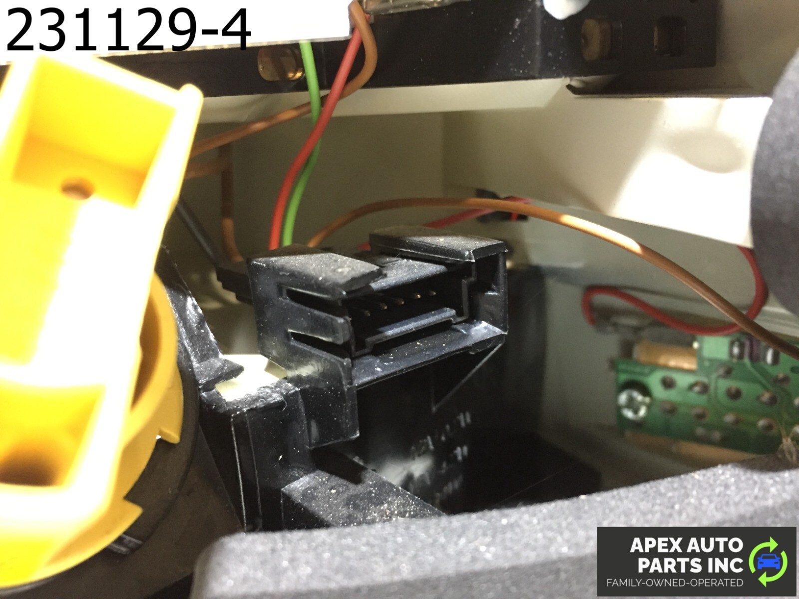 OEM BMW 745Li 2003 LEFT DRIVER SIDE TAIL LIGHT - Image 7