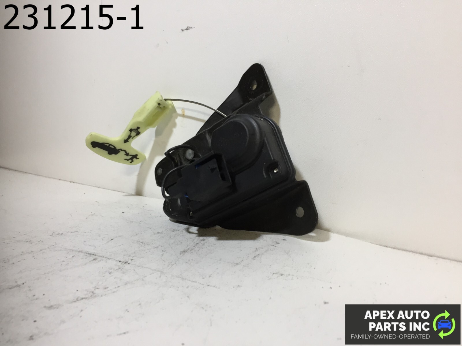 OEM Chrysler 300 2006 TRUNK LID LATCH POWER LOCK ACTUATOR MOPAR - Image 4