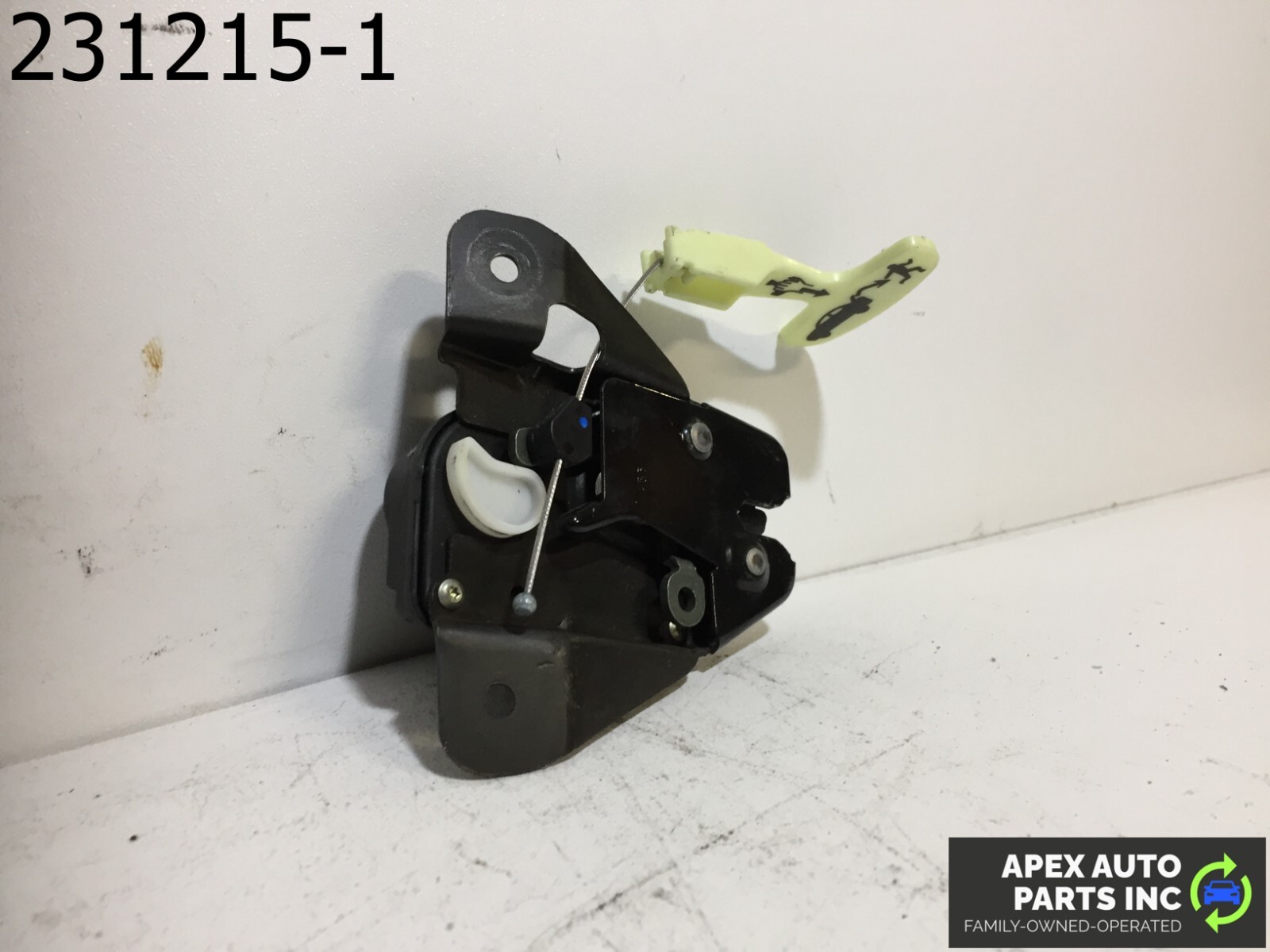 OEM Chrysler 300 2006 TRUNK LID LATCH POWER LOCK ACTUATOR MOPAR - Image 6