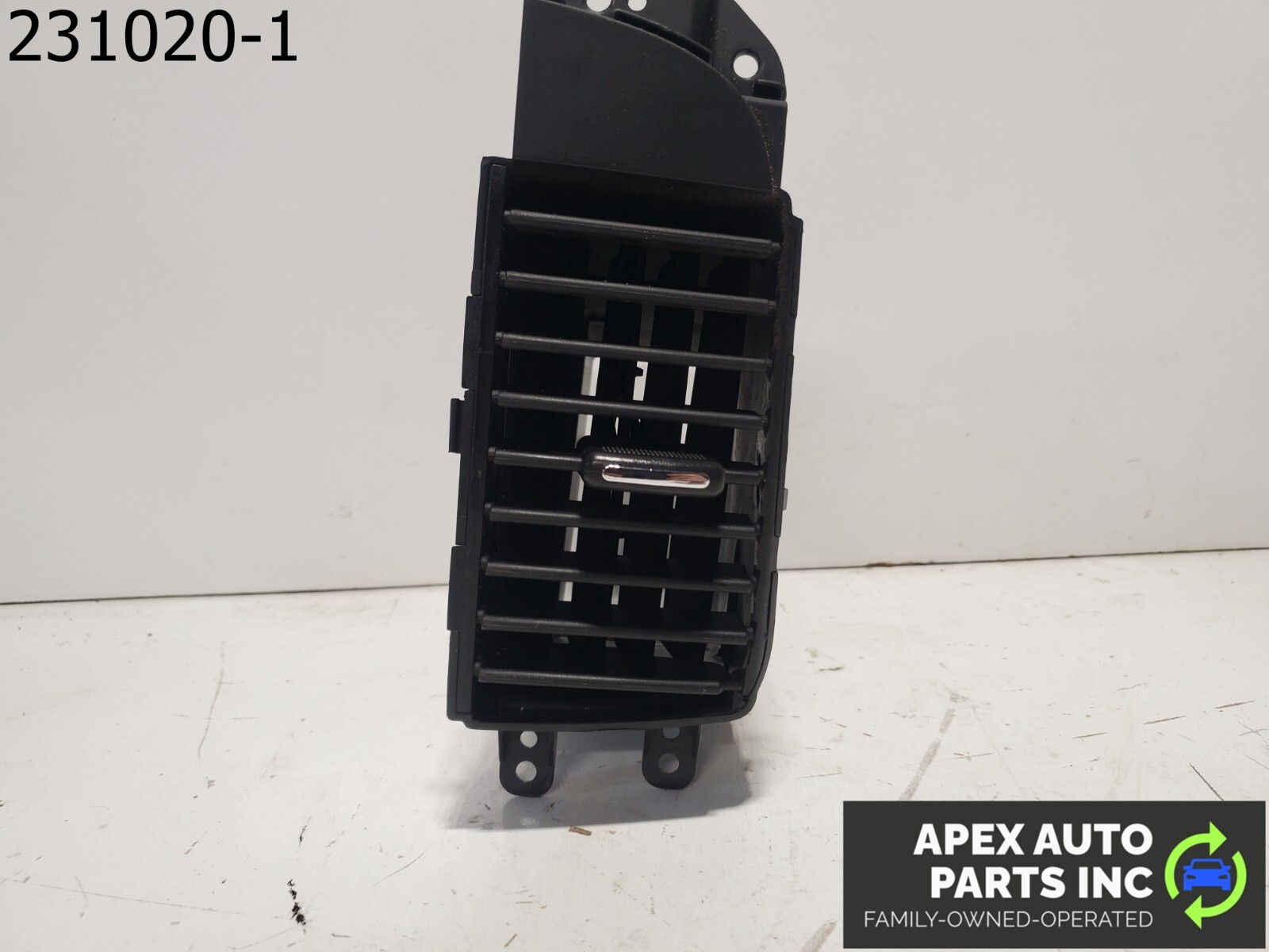 OEM Kia Sedona 08 Front Left Driver Center Dash A/C Air Vent Grille OEM - Image 3