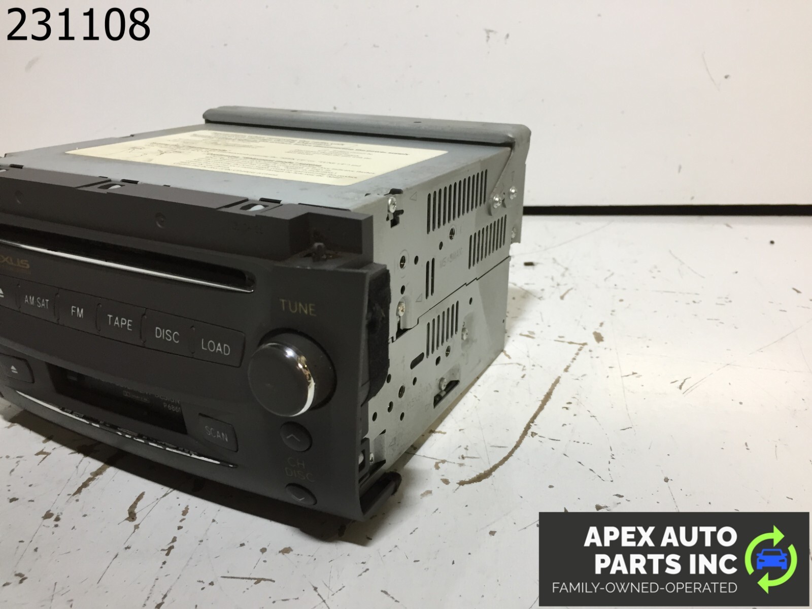 OEM Lexus GS300 2006 FRONT NAVIGATION RADIO STEREO GPS HEADUNIT CD PLAYER - Image 3