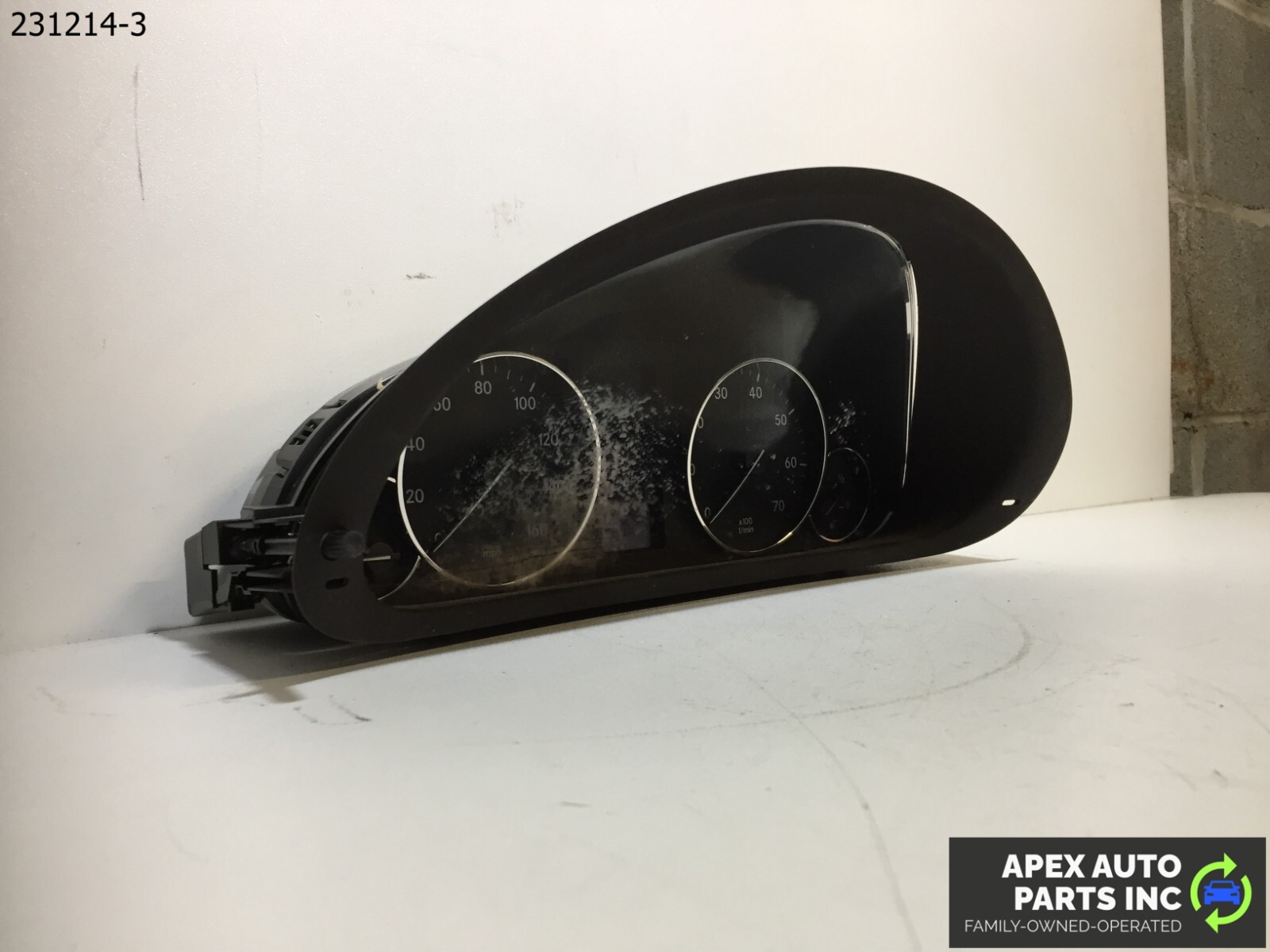 OEM Mercedes C230 2006 SPEEDOMETER GAUGE CLUSTER A2035409347 - Image 3