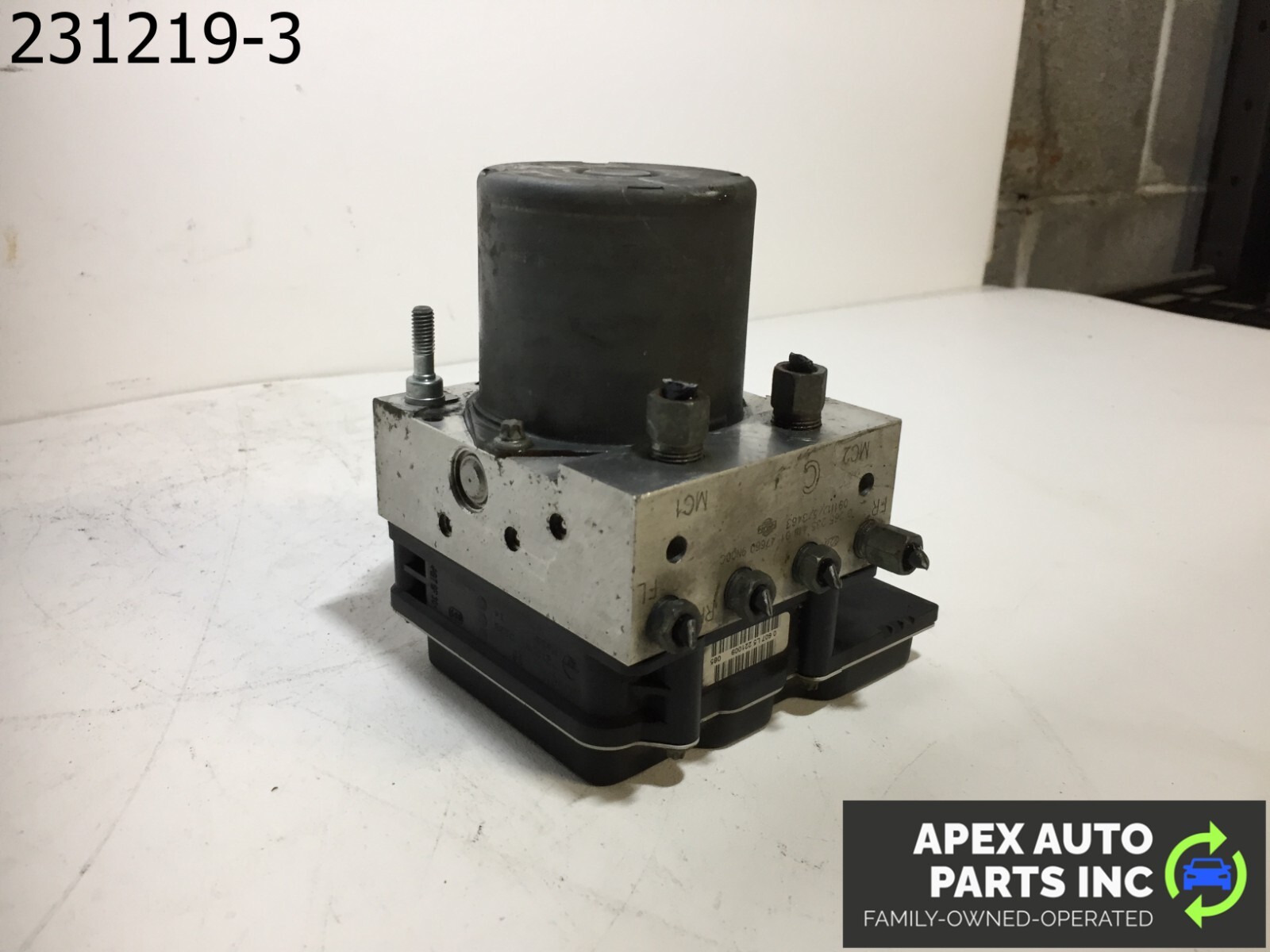 OEM Nissan Maxima 2010 ABS Pump Anti Lock Brake Module CVT 476609N00C - Image 3