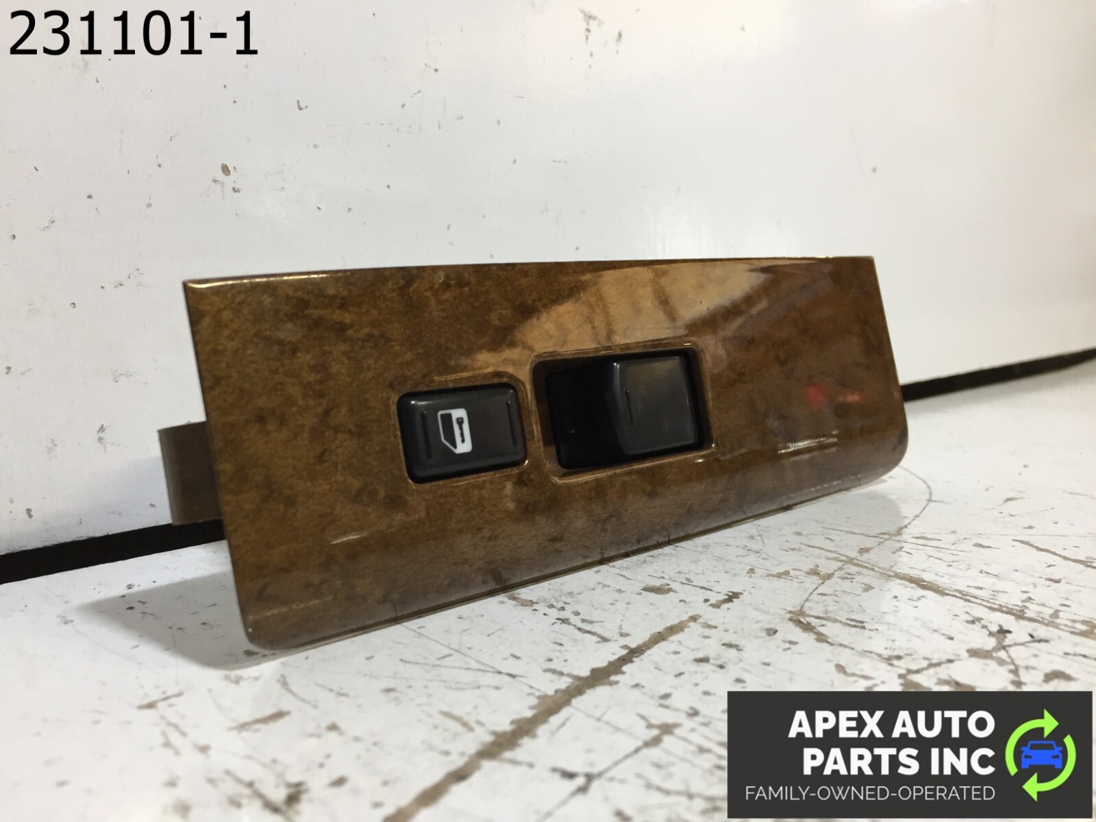 OEM Nissan Pathfinder 2005 RIGHT FRONT Window Switch OEM 25411EA002 - Image 3