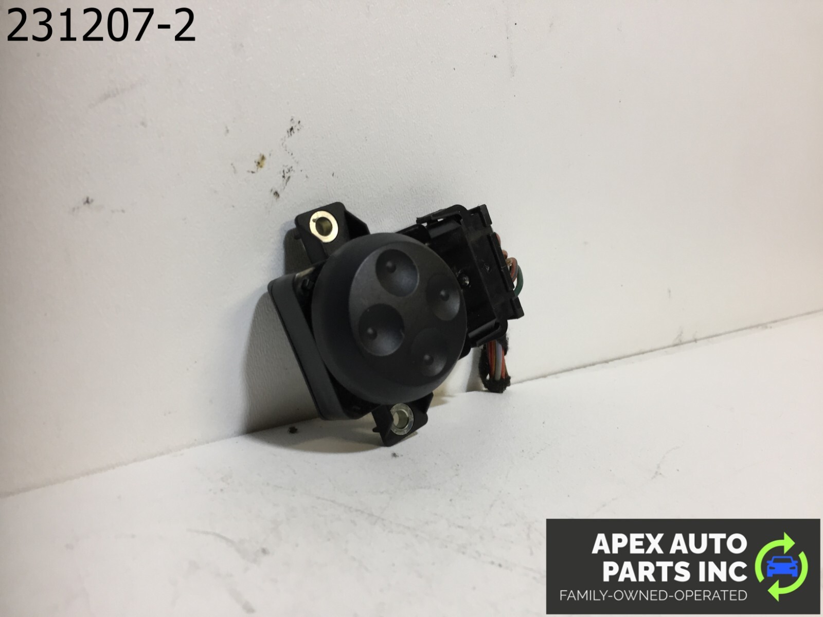 OEM Volkswagen CC 2012 Right Front Passenger Lumbar Seat Adjustment Switch Black - Image 3