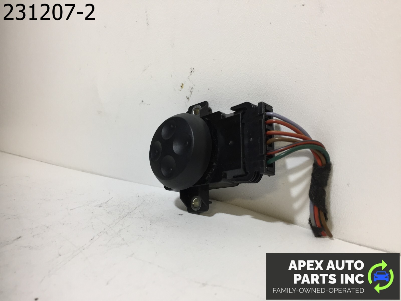 OEM Volkswagen CC 2012 Right Front Passenger Lumbar Seat Adjustment Switch Black - Image 4