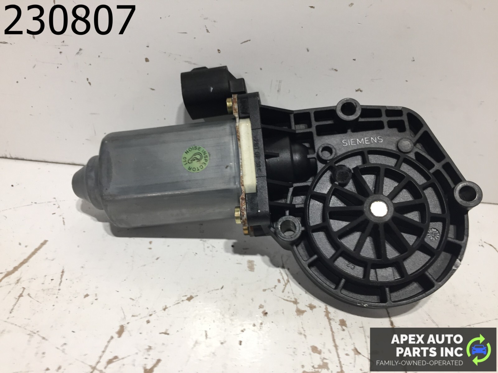 03-06 FORD EXPEDITION RIGHT REAR PASSENGER SIDE WINDOW MOTOR OEM 2L1414A366AC - Image 6