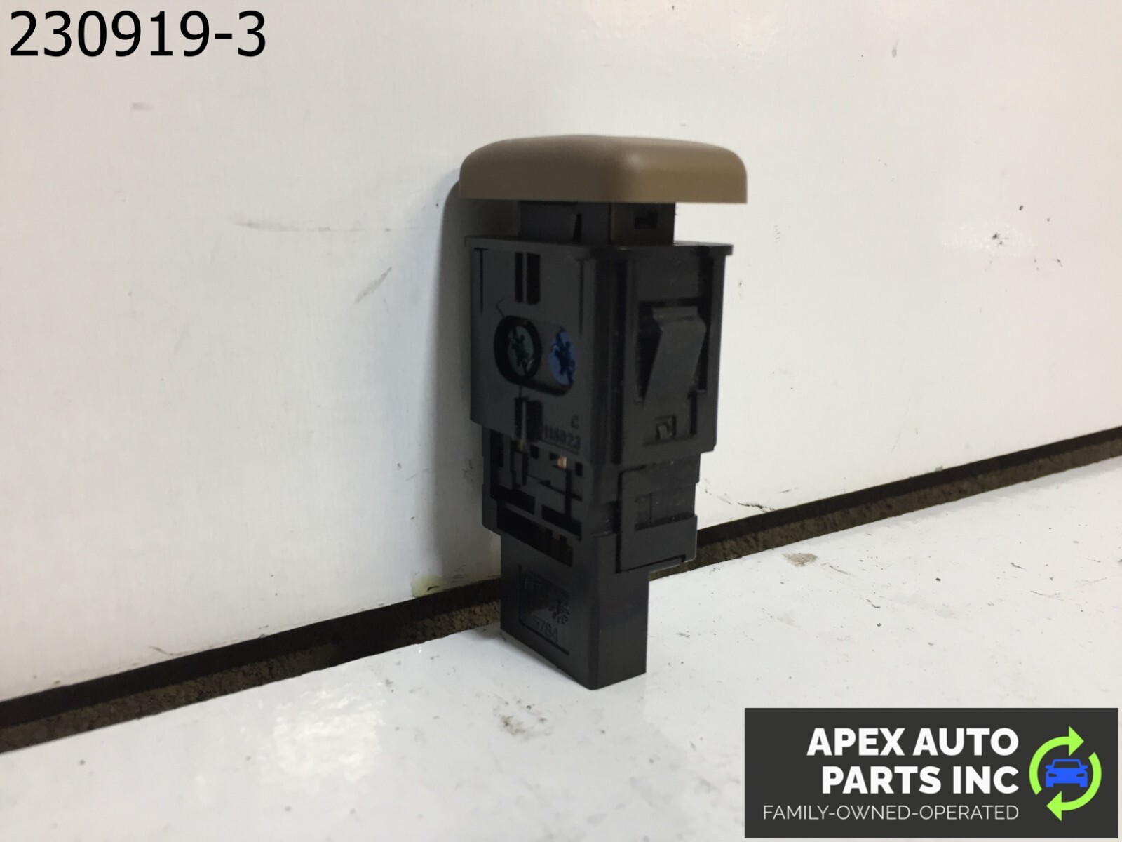 2001-06 Acura MDX Saddle Tan Cruise Control On Off Dash Control Switch - Image 3