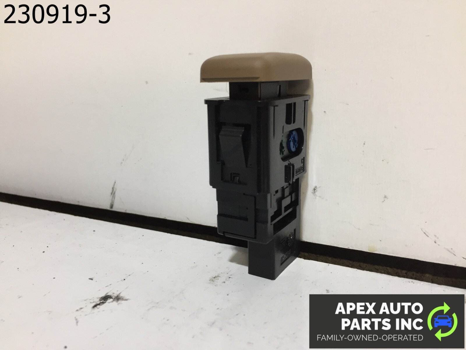 2001-06 Acura MDX Saddle Tan Cruise Control On Off Dash Control Switch - Image 6