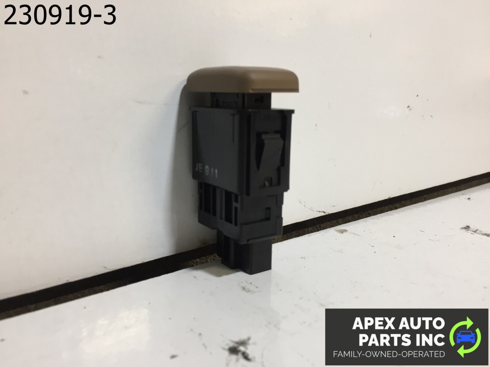 2001-06 Acura MDX Saddle Tan Cruise Control On Off Dash Control Switch - Image 8