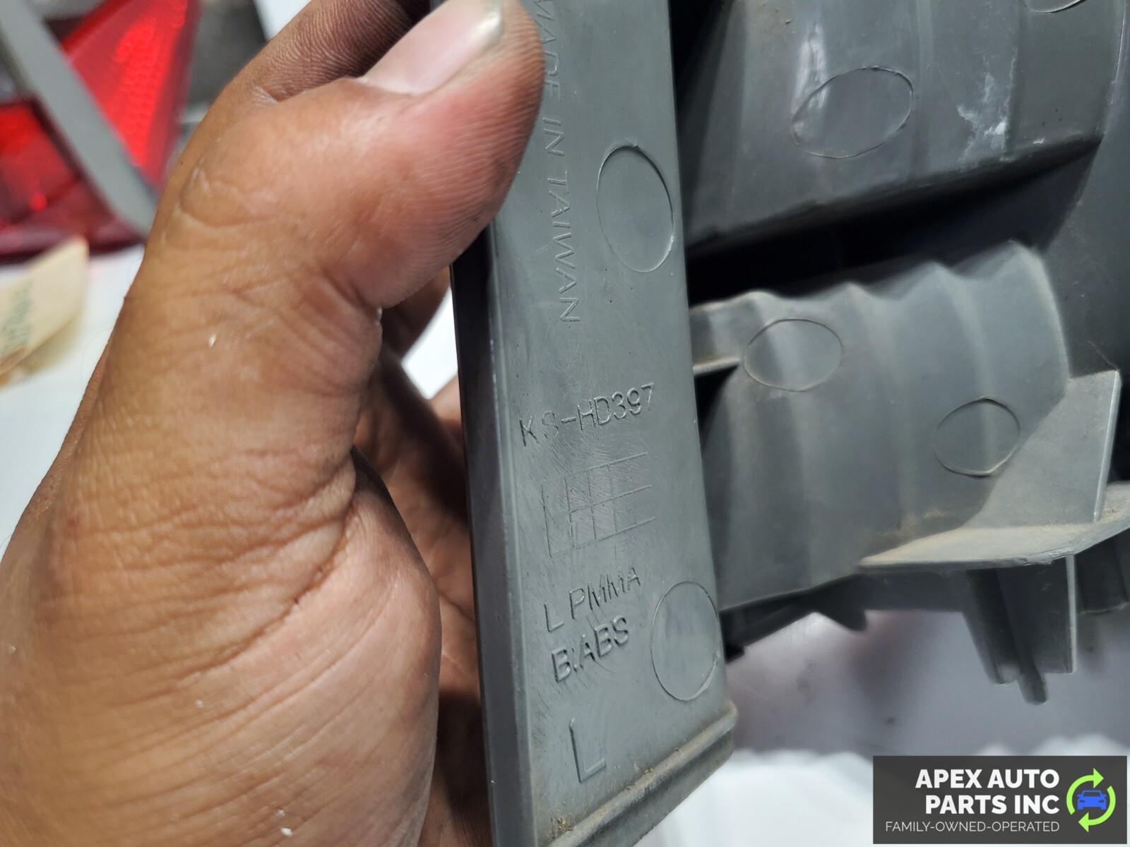 2003-2004 Honda Accord Driver Left Side Halogen Outer Tail Light AFT 1456 - Image 9