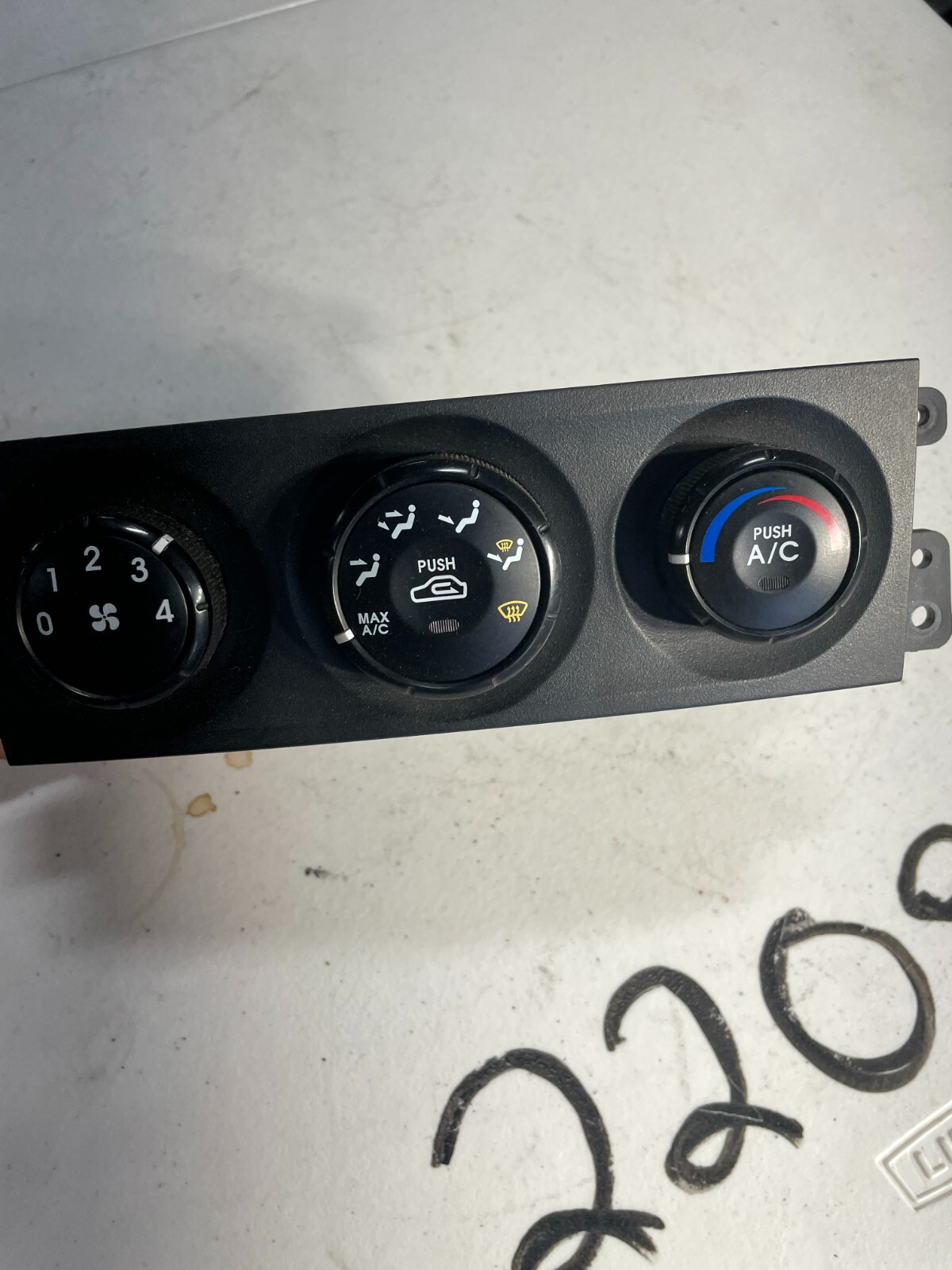 2003-2006 Kia Sorento EX LX climate A/C HVAC heat temp panel control unit OEM - Image 4