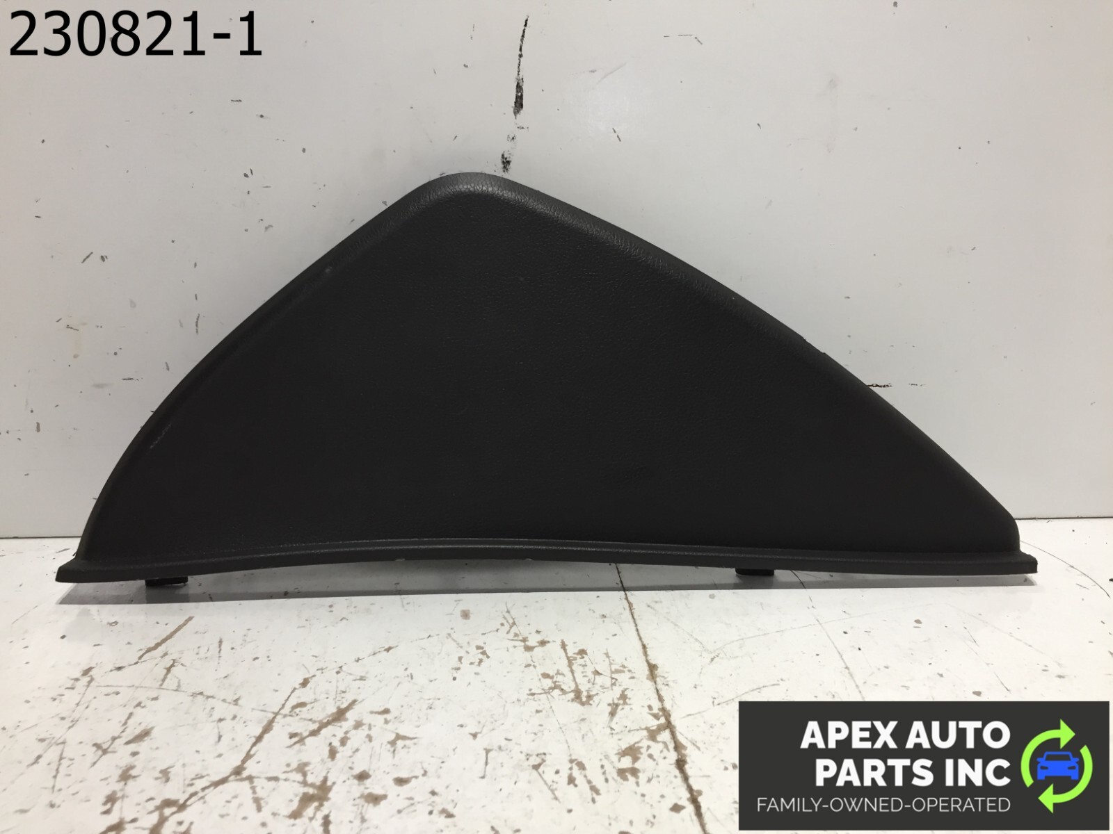 2011 - 2014 HYUNDAI SONATA FRONT LEFT SIDE DASH COVER END CAP 84765-3S010 OEM