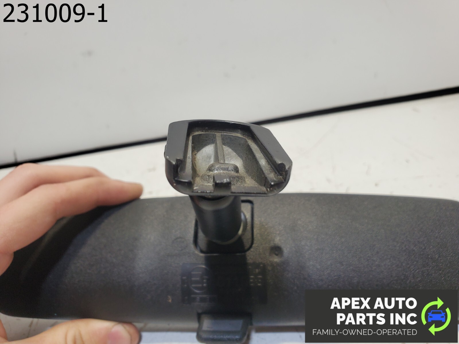 2019-2021 HYUNDAI TUCSON Interior Front Manual Dimm Upper (Rear View Mirror) OEM - Image 9