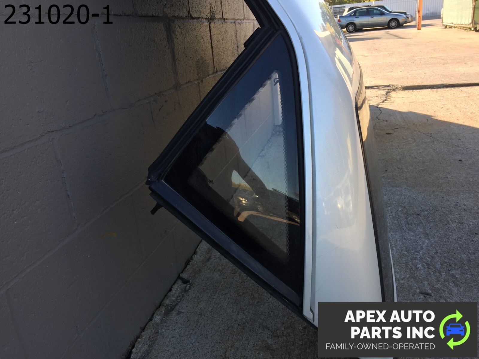 *LOCAL PICKUP* 1990 Cadillac Allante Hardtop Removable - Image 8