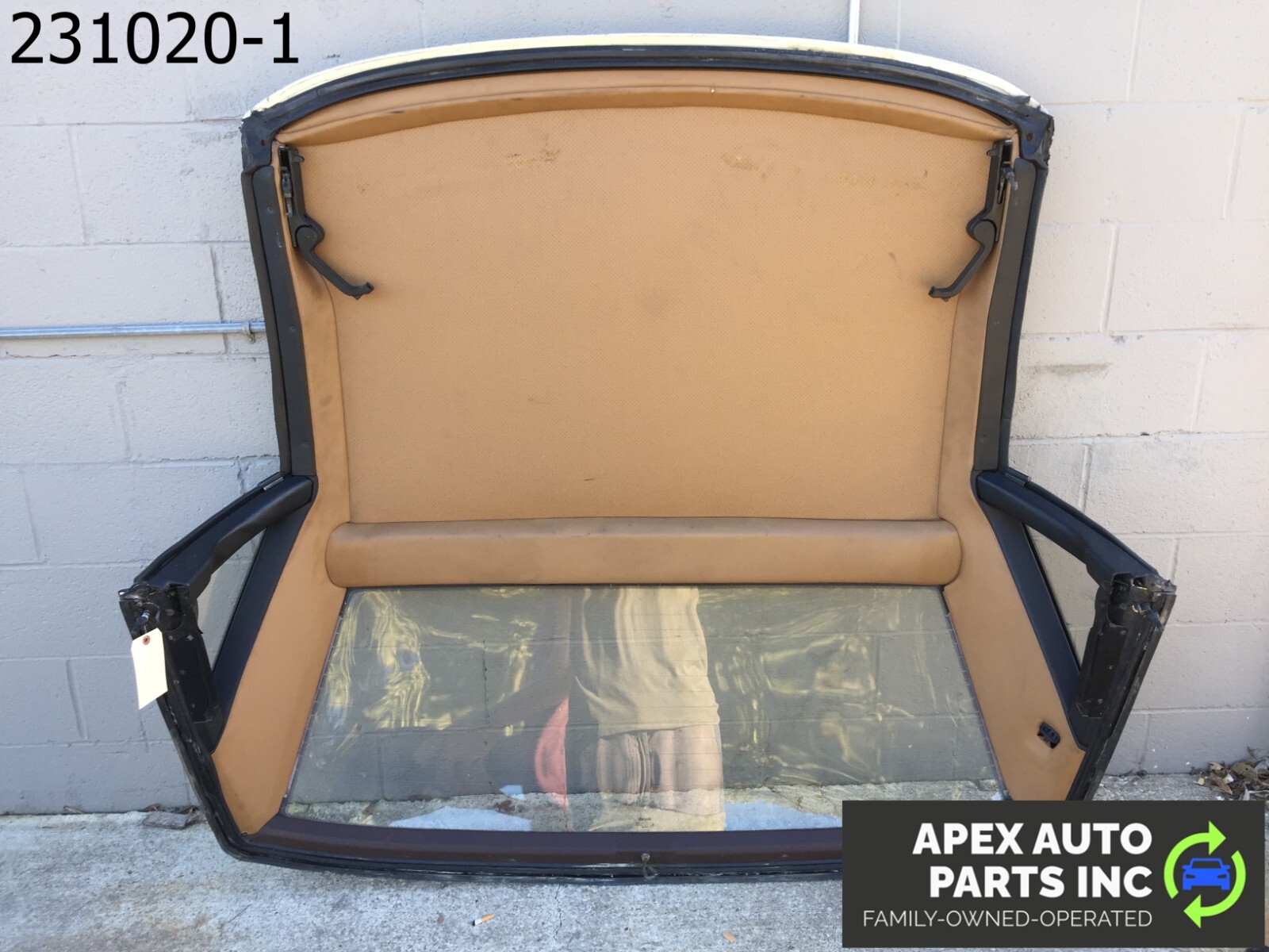 *LOCAL PICKUP* 1990 Cadillac Allante Hardtop Removable - Image 9