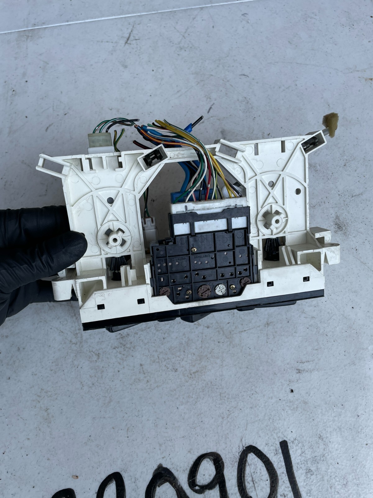 OEM 00-05 Mitsubishi Eclipse Spyder Temperature Climate Control Manual Switches - Image 9