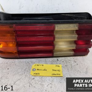 OEM 1981-1985 Mercedes 300SD 3.0L RH Passenger Right Side Tail Light Assy