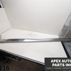 OEM 1981 Buick Riviera 5.0L Lower Door Rocker Trim Moulding