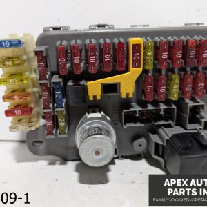 OEM 1994-1999 Land Rover Discovery 4.0L fuse relay module control unit