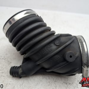 OEM 1994 BMW 318i 318iC 1.8L  ENGINE RUBBER AIR INTAKE BOOT HOSE