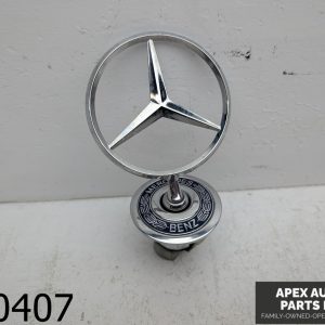 OEM 1996 Mercedes S420 4.2L STAR HOOD ORNAMENT