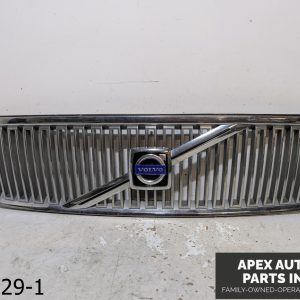 OEM 1998-2000 Volvo S70 2.4L Front Chrome Grille 9190776