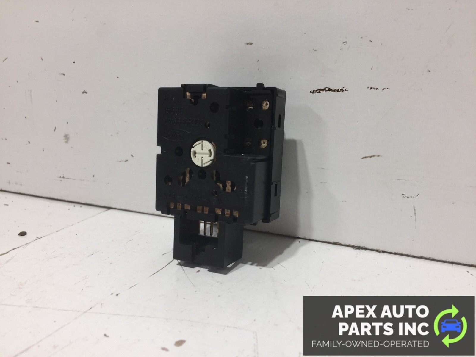 OEM 2000 2001 2002 Lincoln LS Front Left Driver Door Seat Memory Control Switch - Image 7