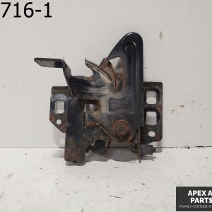 OEM 2000 Chevrolet Suburban 5.3L Hood Latch