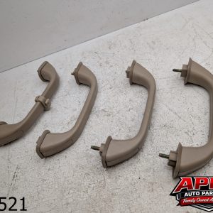 OEM 2002 Isuzu Trooper 3.5L Grab Handles
