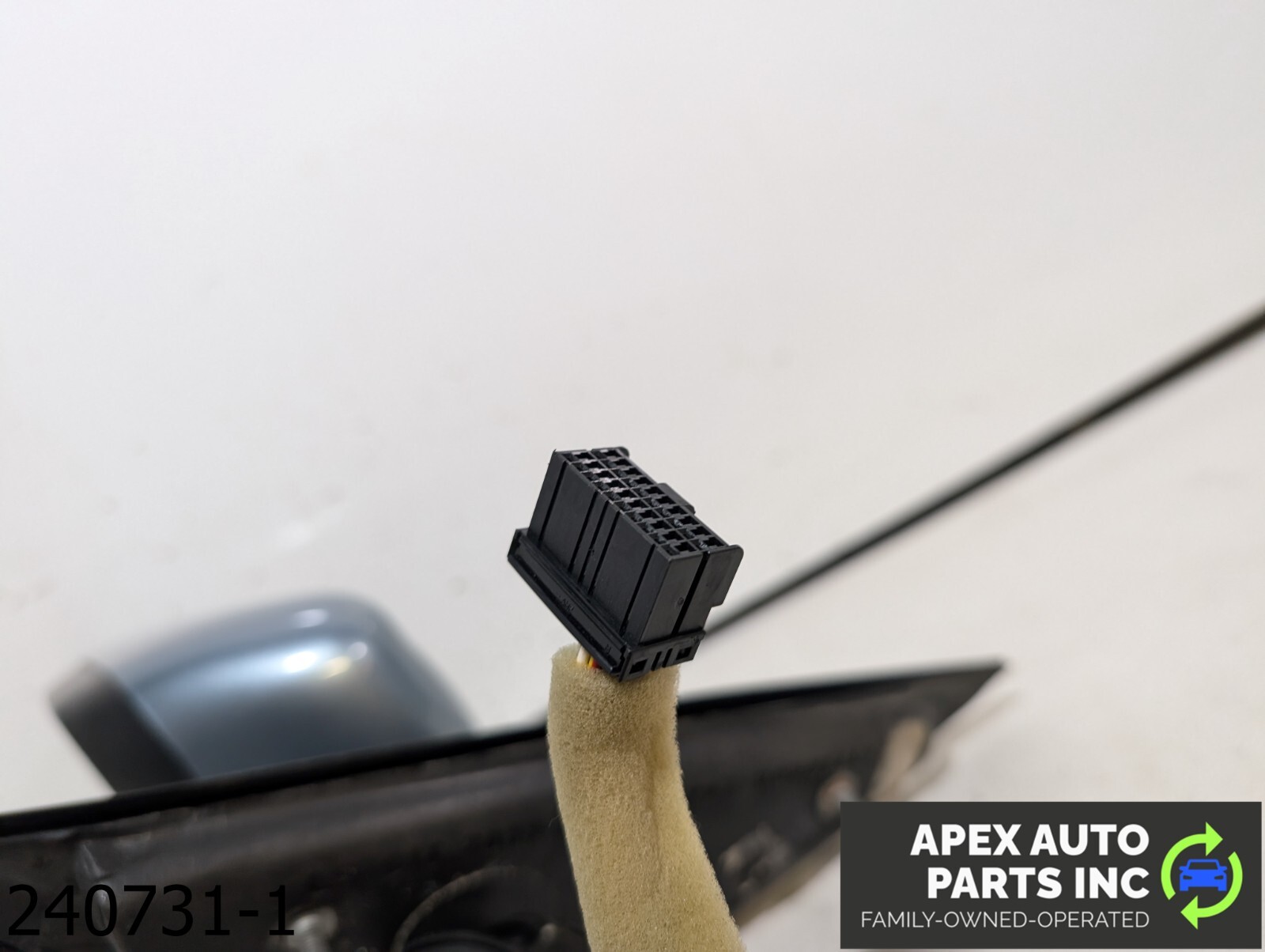 OEM 2002 Jaguar S-Type 4.0L Driver Side LH Power Fold Memory Door Mirror - Image 9