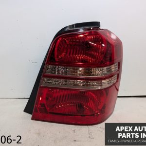 OEM 2002 Toyota Highlander 3.0L Right Tail Light Assembly