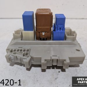 OEM 2003-2004 Infiniti M45 4.5L Engine Fuse Box