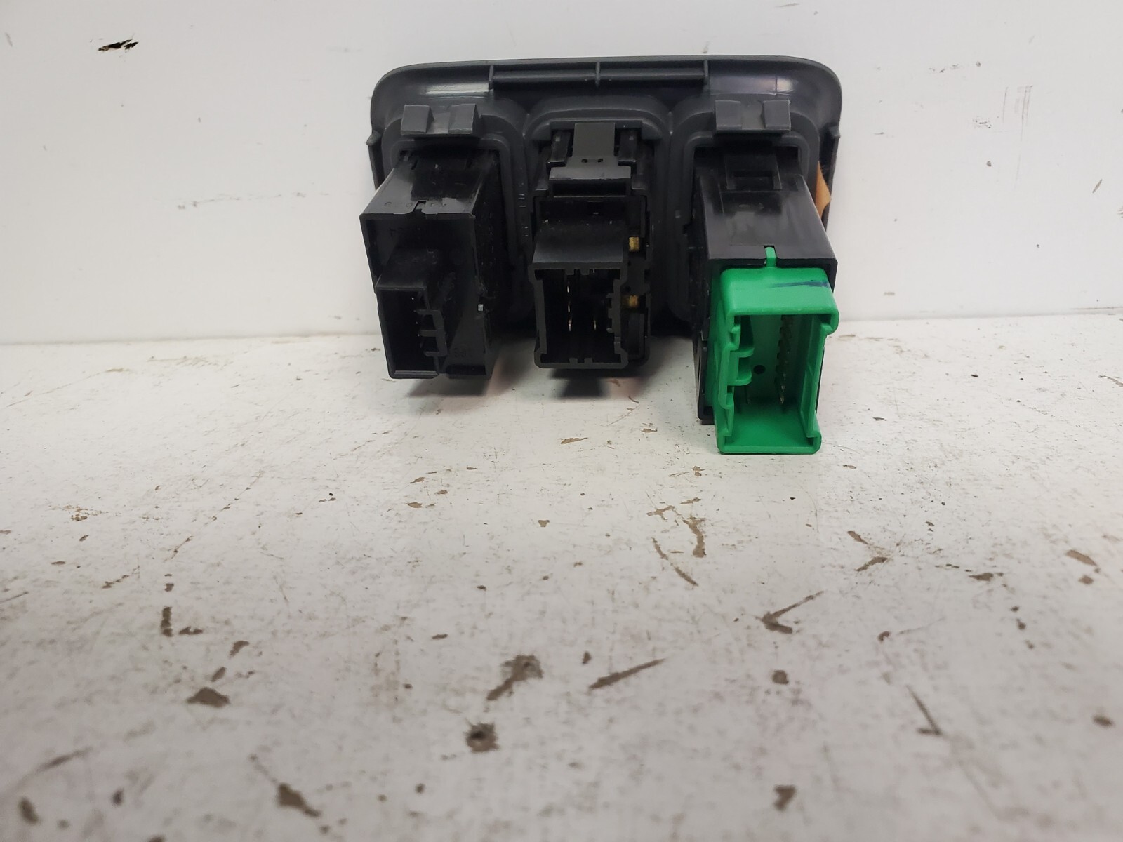 OEM 2003-2008 HONDA PILOT OEM VSA OFF CRUISE SUNROOF DOOR LIGHTS SWITCH ASSEMBLY - Image 5