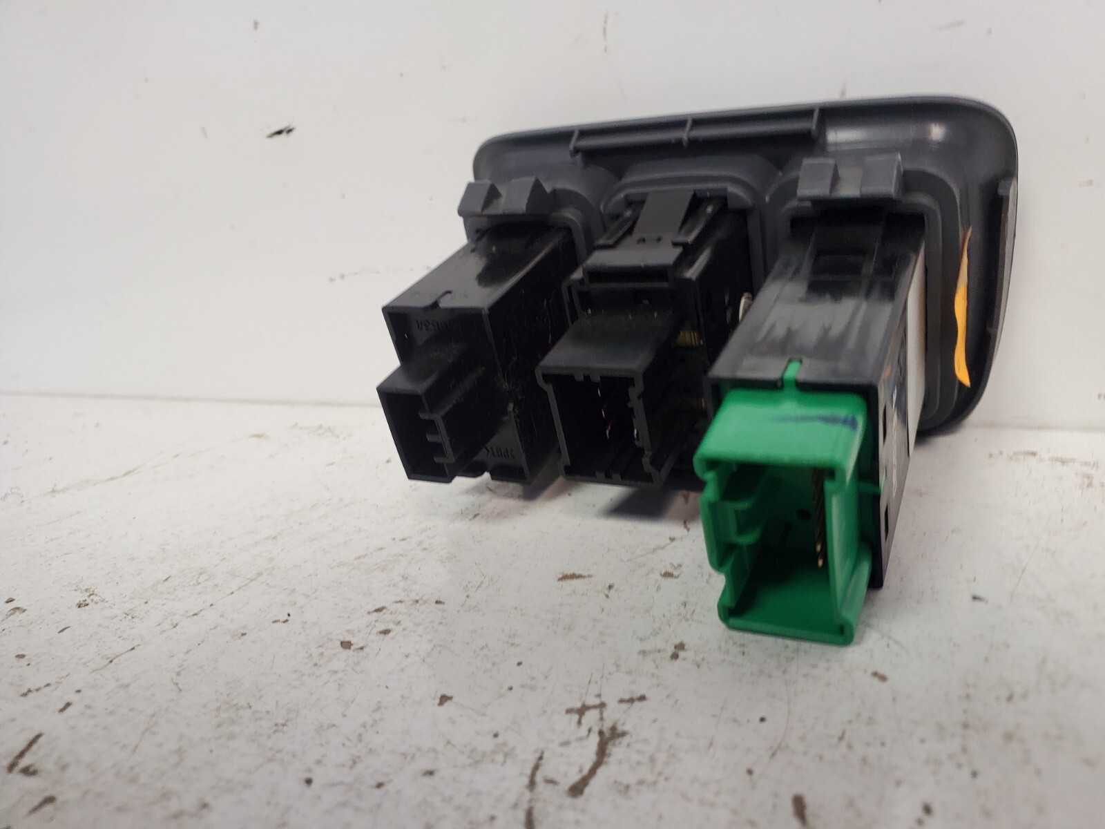 OEM 2003-2008 HONDA PILOT OEM VSA OFF CRUISE SUNROOF DOOR LIGHTS SWITCH ASSEMBLY - Image 7