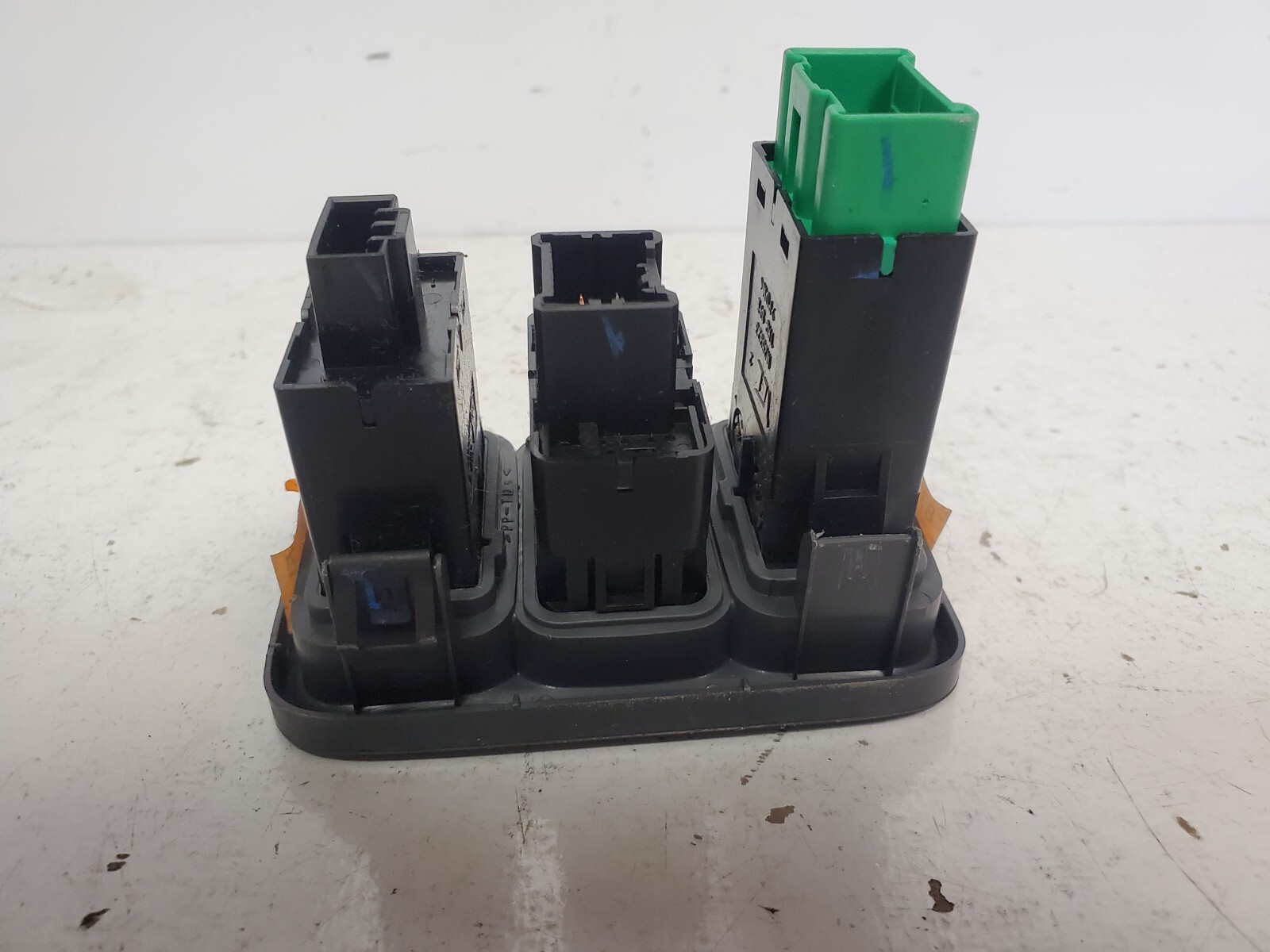 OEM 2003-2008 HONDA PILOT OEM VSA OFF CRUISE SUNROOF DOOR LIGHTS SWITCH ASSEMBLY - Image 10
