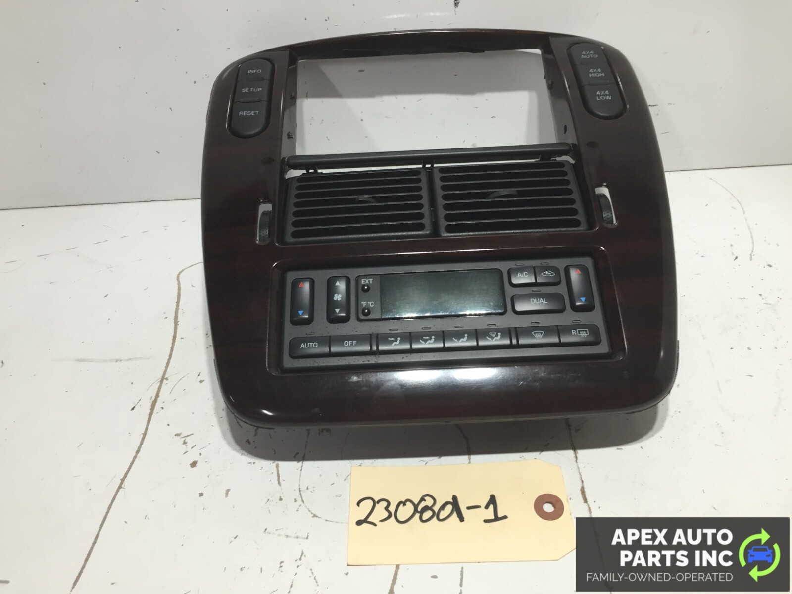 OEM 2004-2005 Ford Explorer Temperature Climate AC Heater Control 4L24-18C612-AD