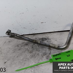 OEM 2004 BMW X5 4.4L Engine OIL Cooler LINE PIPE 7576394