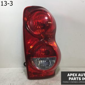 OEM 2005 Dodge Durango RH RIGHT PASSENGER SIDE TAIL LIGHTS 55077427AK