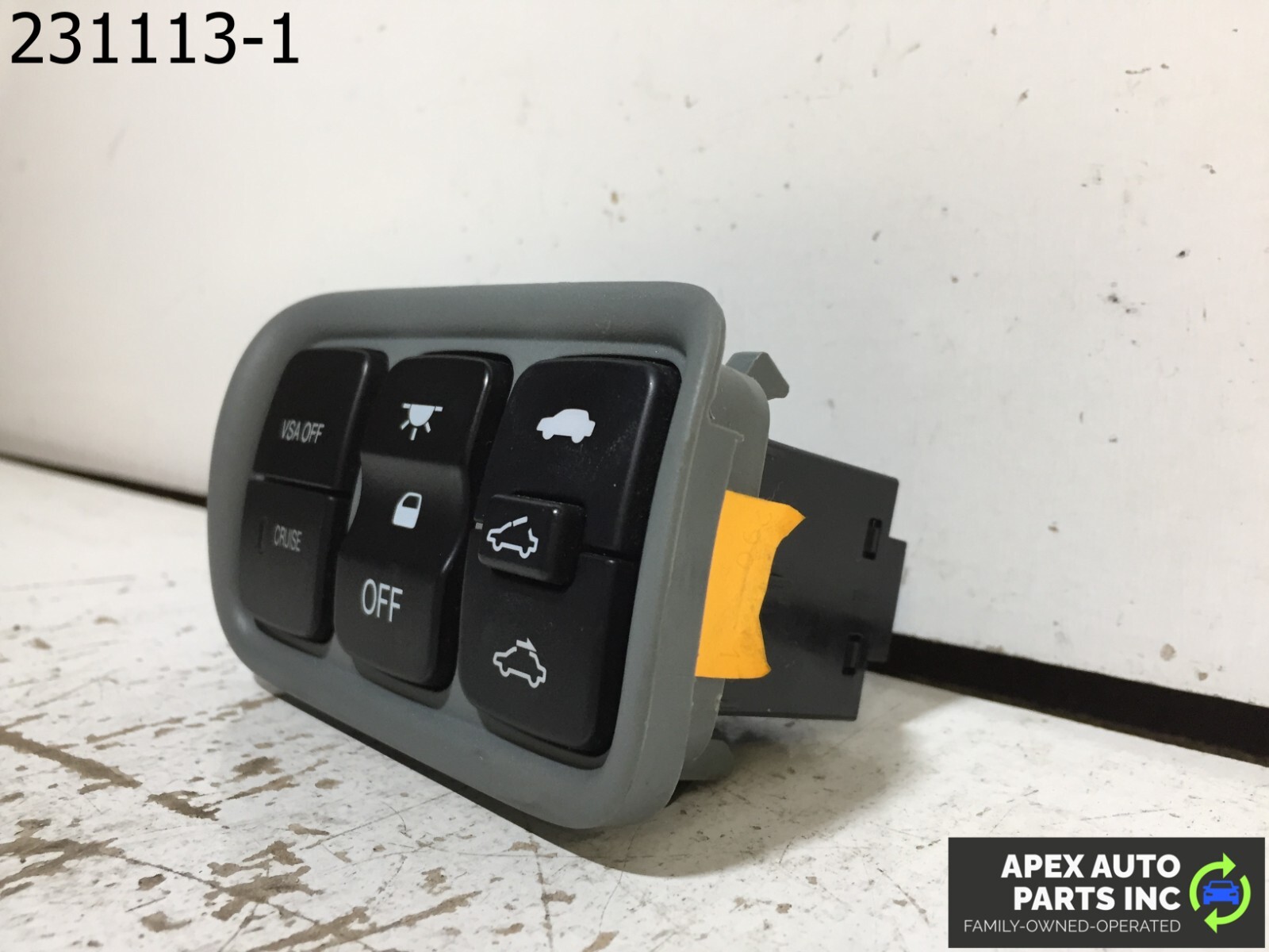 OEM 2005 Honda Pilot Cruise On Off VSA Sunroof Switch - Image 4