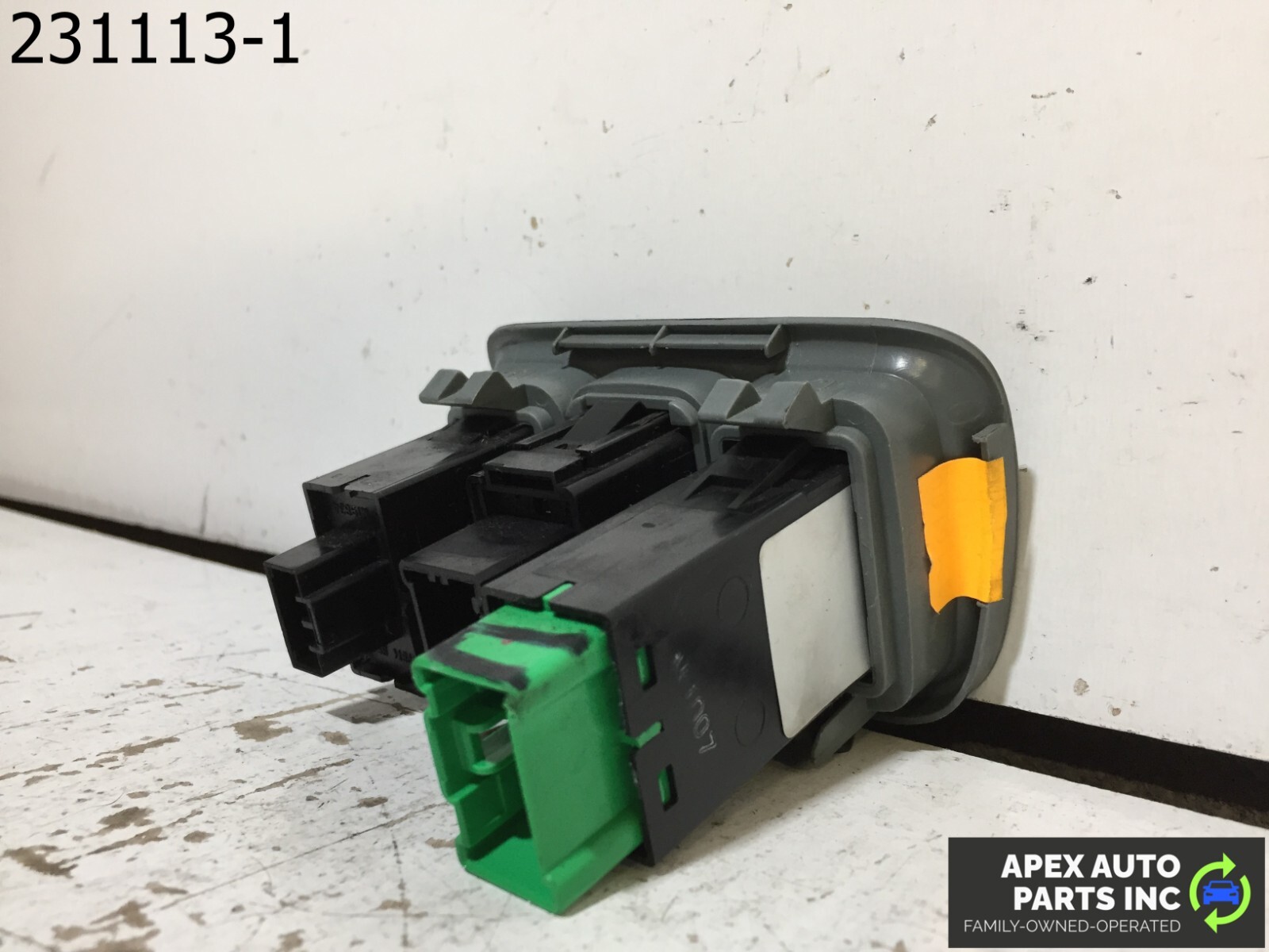 OEM 2005 Honda Pilot Cruise On Off VSA Sunroof Switch - Image 7