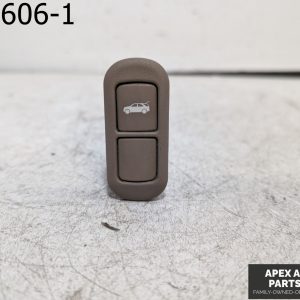 OEM 2005 KIA Sorento 3.5L Liftgate Fuel Door Release Button Switch 93550-3E010